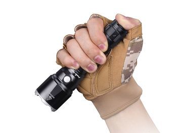 Фото Фонарь ручной Fenix TK22UE